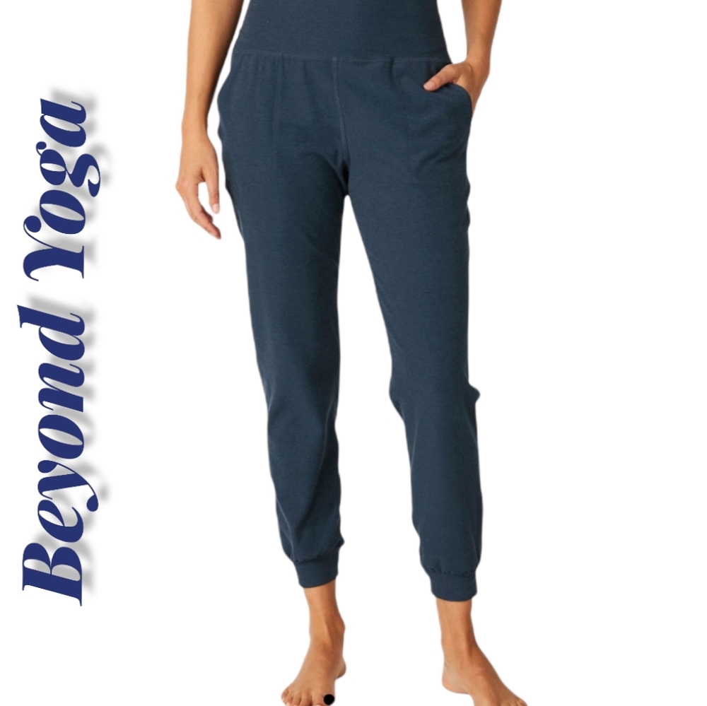 EUC Beyond Yoga Midi Spacedye Jogger